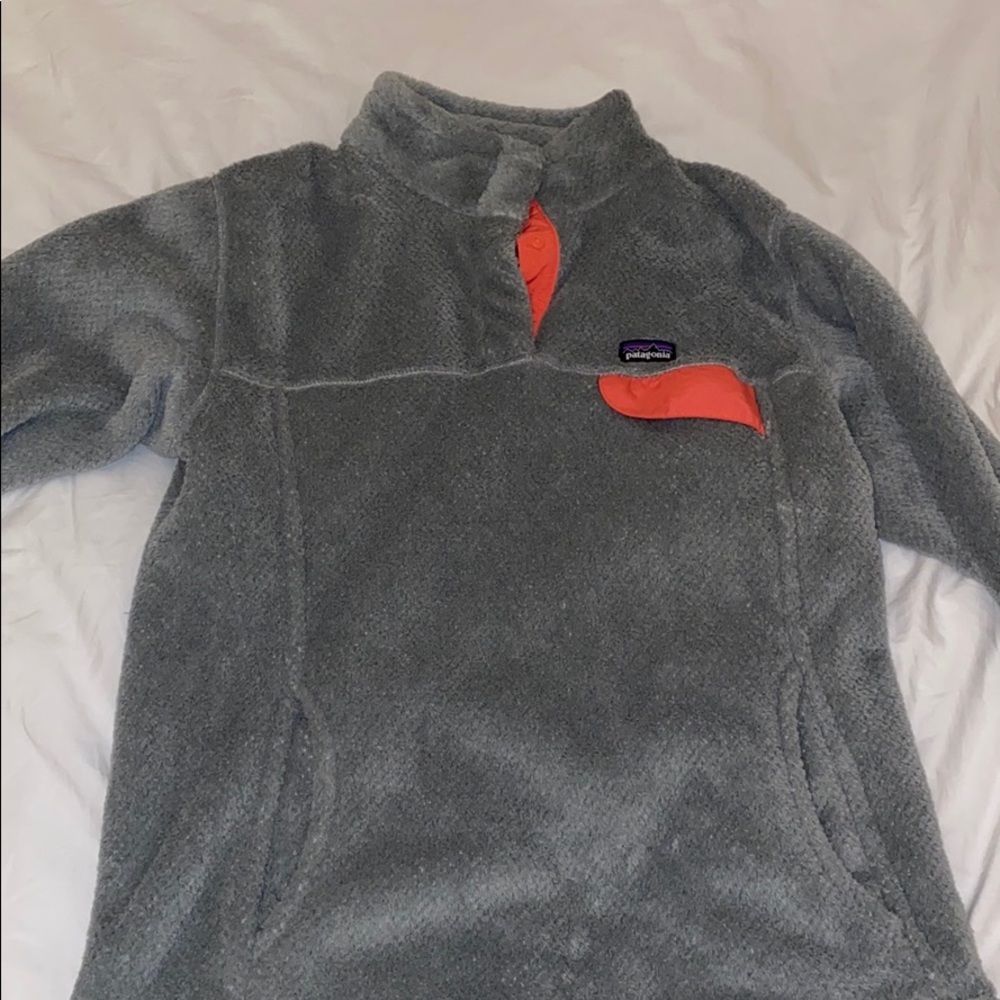 Girls patigonia popover / pullover fleece size XXL